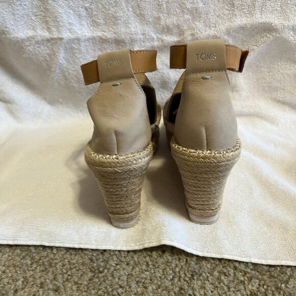 Toms Sandals - Picture 4 of 5
